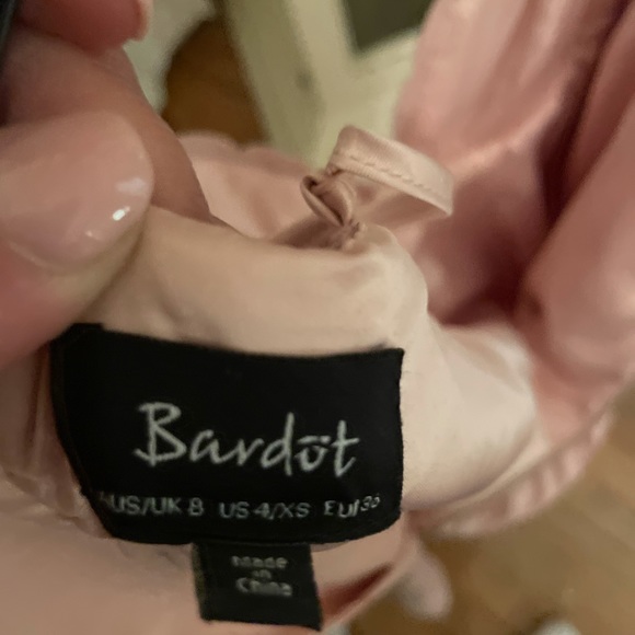 Beautiful soft mauve dress. Bloomingdale’s. - Picture 4 of 6